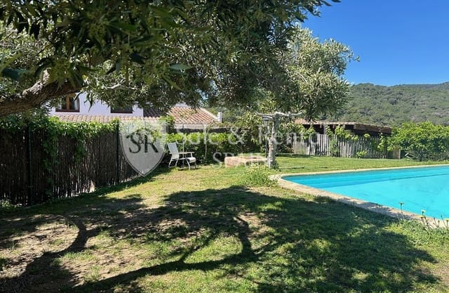 4 Zimmer Villa zu verkaufen in Canyelles, Lloret de Mar mit Pool Garage - 630.000 € (Ref: 9473748)