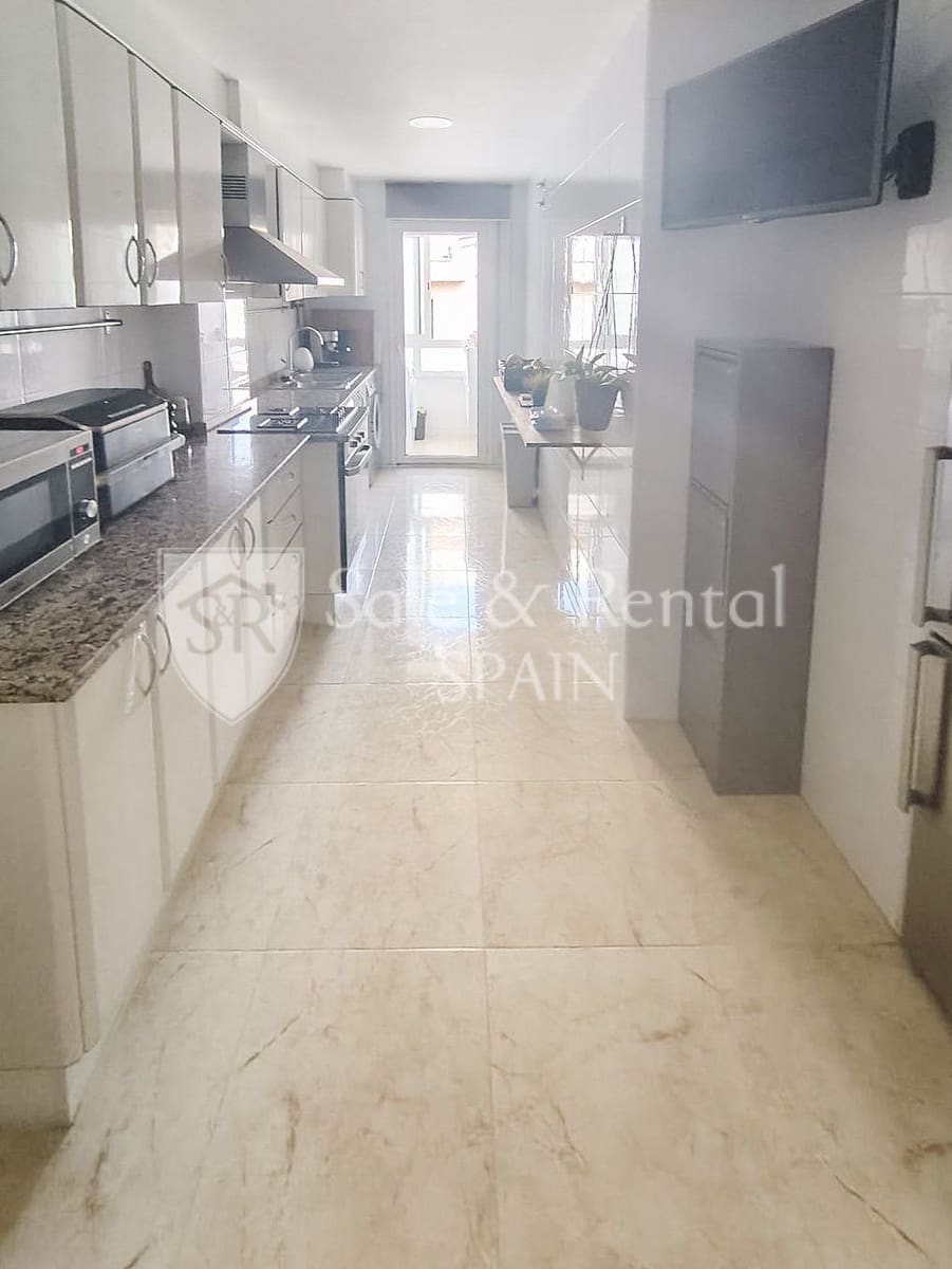 3 quarto Apartamento para venda em Blanes com piscina garagem - 269 000 € (Ref: 9473749)