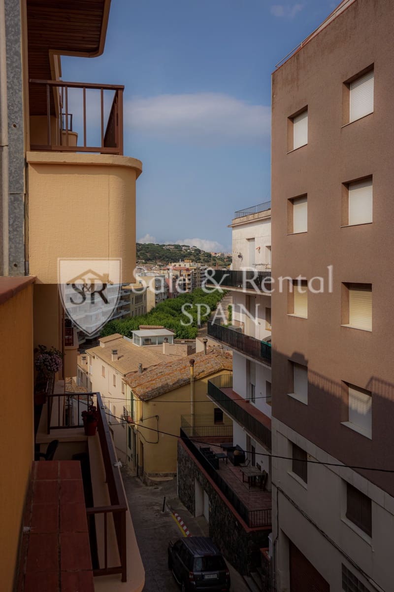 4 Zimmer Villa zu verkaufen in Sant Feliu de Guixols mit Pool Garage - 395.000 € (Ref: 9478535)