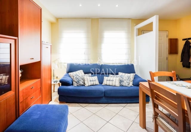 4 Zimmer Villa zu verkaufen in Sant Feliu de Guíxols mit Pool Garage - 395.000 € (Ref: 9478535)