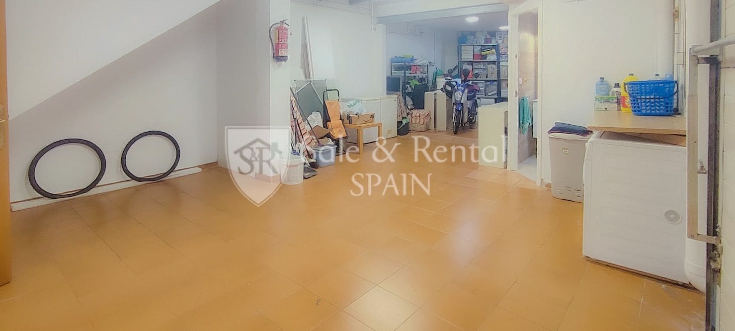 3 Zimmer Villa zu verkaufen in Sant Feliu de Guixols mit Garage - 450.000 € (Ref: 9478536)