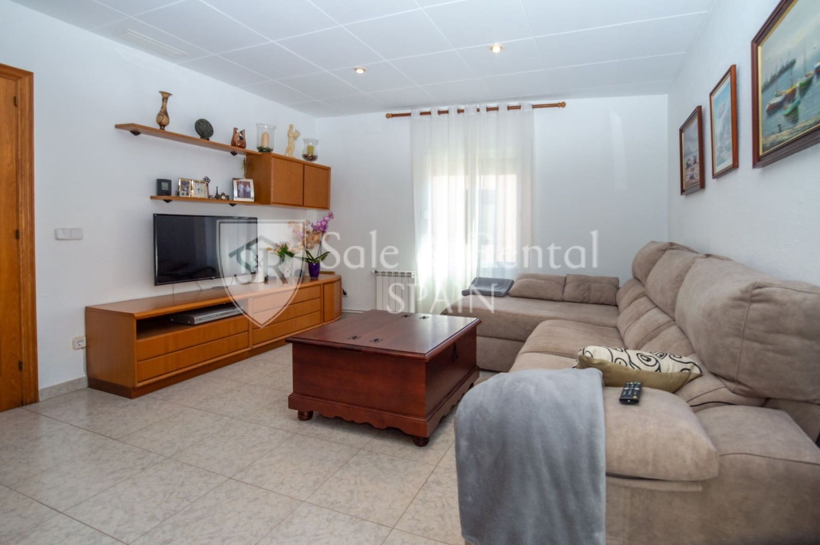 4 bedroom Villa for sale in Sant Feliu de Guixols with garage - € 450,000 (Ref: 9478536)