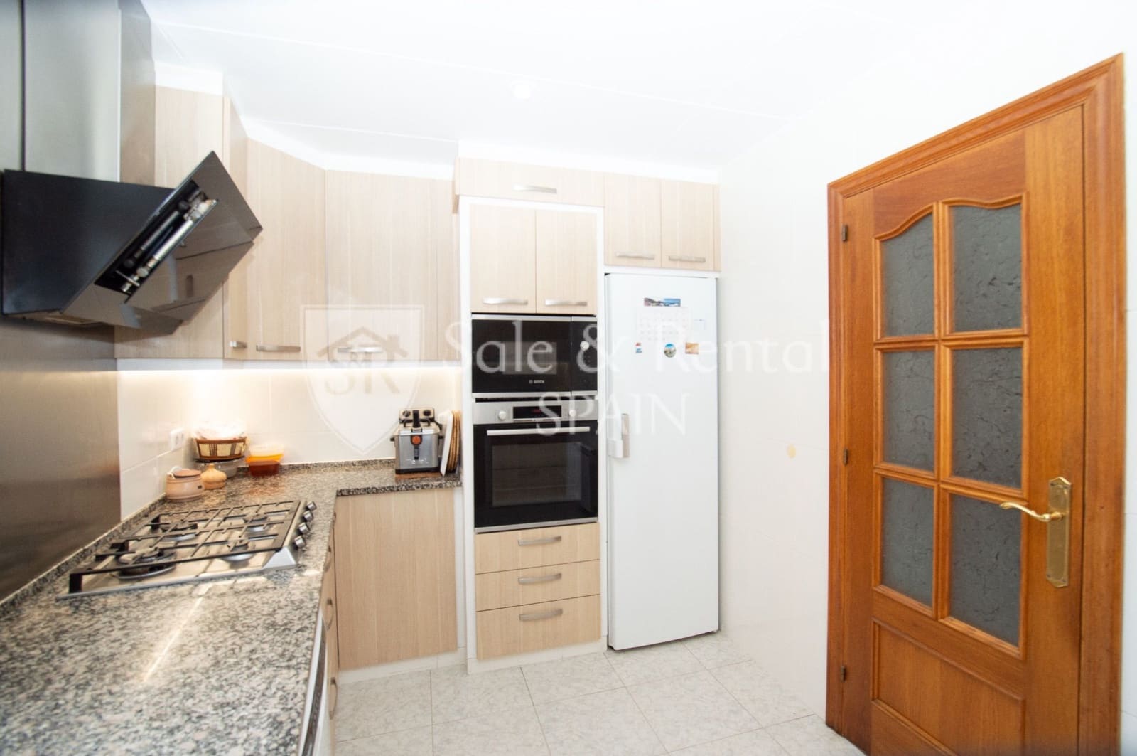 4 bedroom Villa for sale in Sant Feliu de Guixols with garage - € 450,000 (Ref: 9478536)