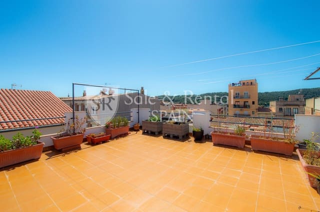 4 soveværelse Villa til salg i Sant Feliu de Guíxols med garage - € 450.000 (Ref: 9478536)