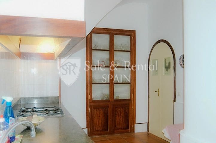 4 bedroom Villa for sale in Tossa de Mar - € 395,000 (Ref: 9478537)