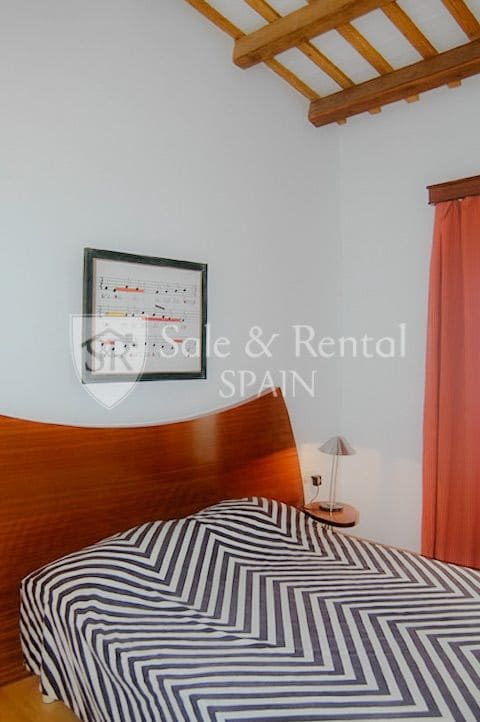 4 bedroom Villa for sale in Tossa de Mar - € 395,000 (Ref: 9478537)