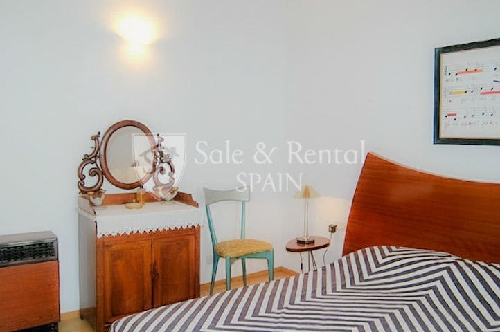 4 bedroom Villa for sale in Tossa de Mar - € 395,000 (Ref: 9478537)