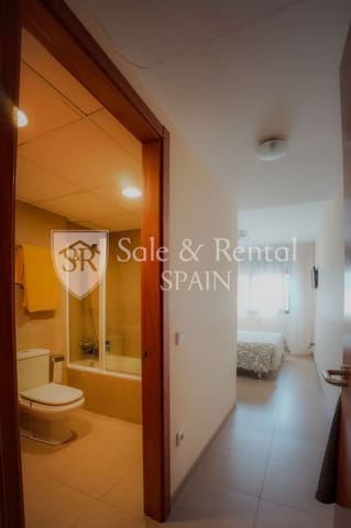 3 bedroom Flat for sale in Sant Feliu de Guíxols with garage - € 260,000 (Ref: 9485129)