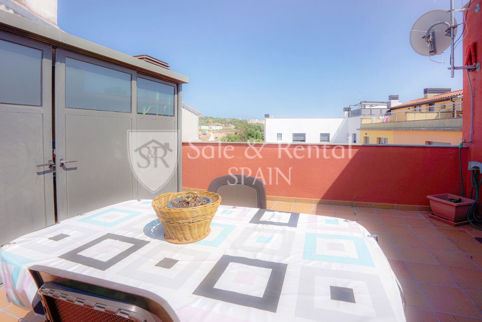 3 bedroom Flat for sale in Sant Feliu de Guixols with garage - € 260,000 (Ref: 9485129)