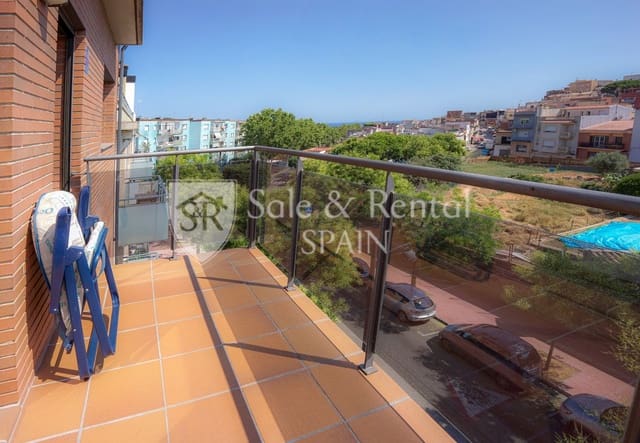 3 bedroom Flat for sale in Sant Feliu de Guíxols with garage - € 260,000 (Ref: 9485129)