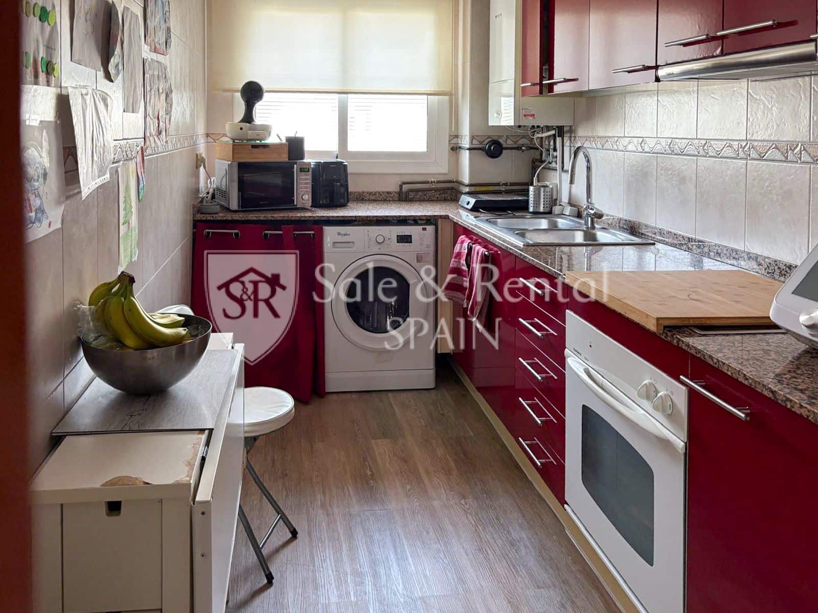 3 bedroom Flat for sale in Tossa de Mar with garage - € 250,000 (Ref: 9501813)