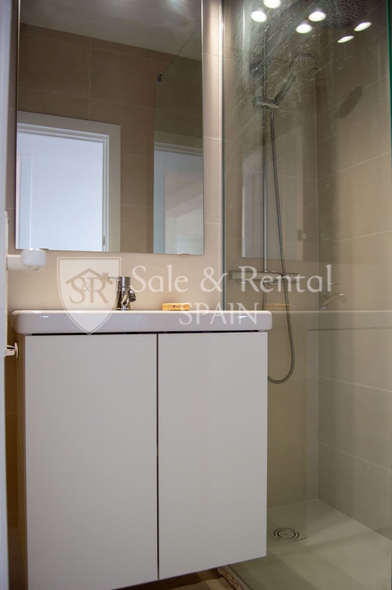 2 slaapkamer Flat te koop in Blanes met zwembad - € 269.000 (Ref: 9508237)