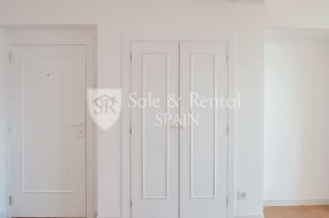 2 slaapkamer Flat te koop in Blanes met zwembad - € 269.000 (Ref: 9508237)