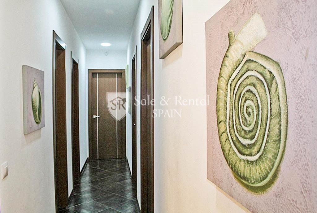 4 slaapkamer Villa te koop in Lloret de Mar met zwembad garage - € 795.000 (Ref: 9526057)