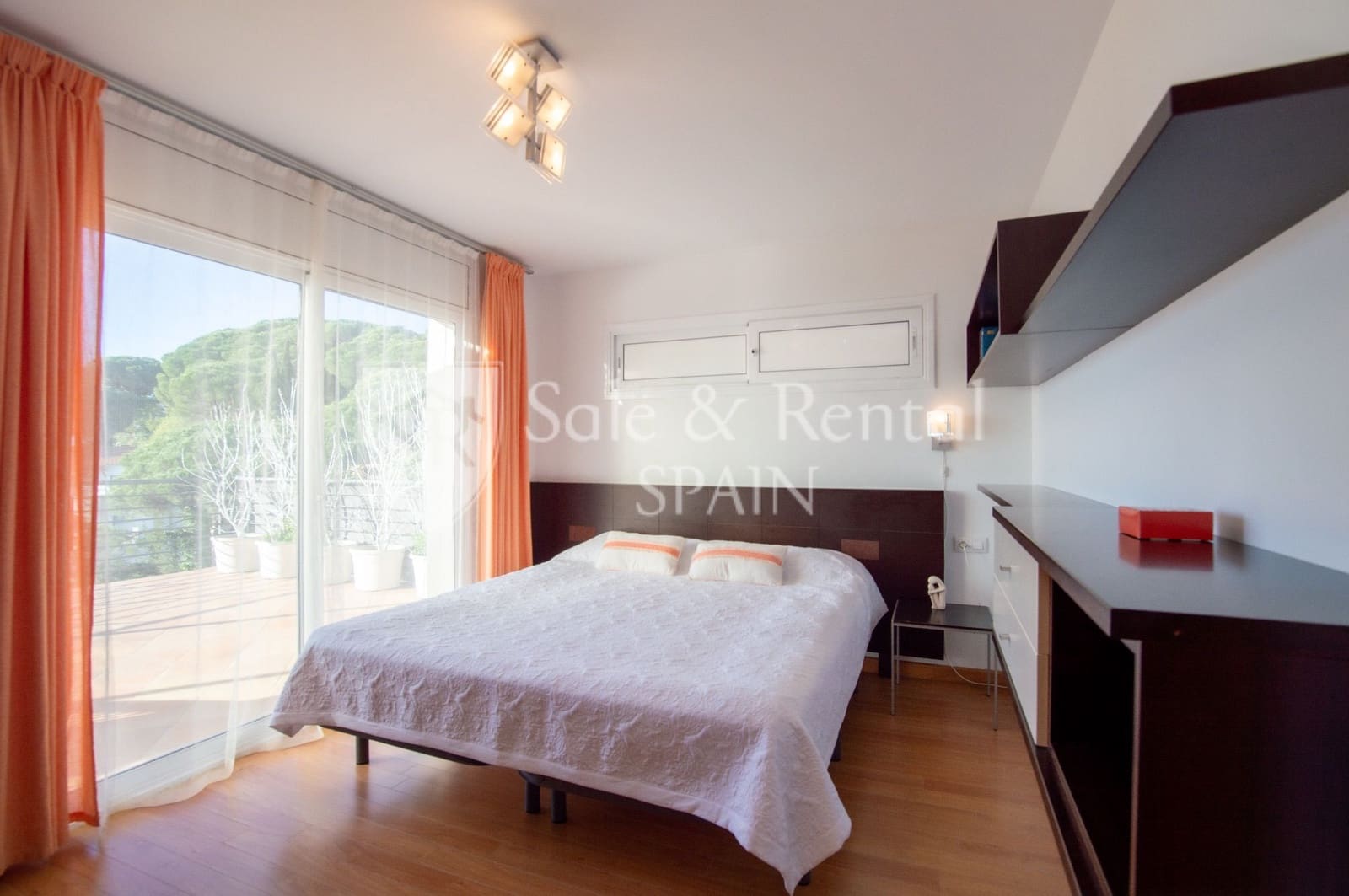 6 soveværelse Villa til salg i Lloret de Mar med swimmingpool garage - € 950.000 (Ref: 9540722)