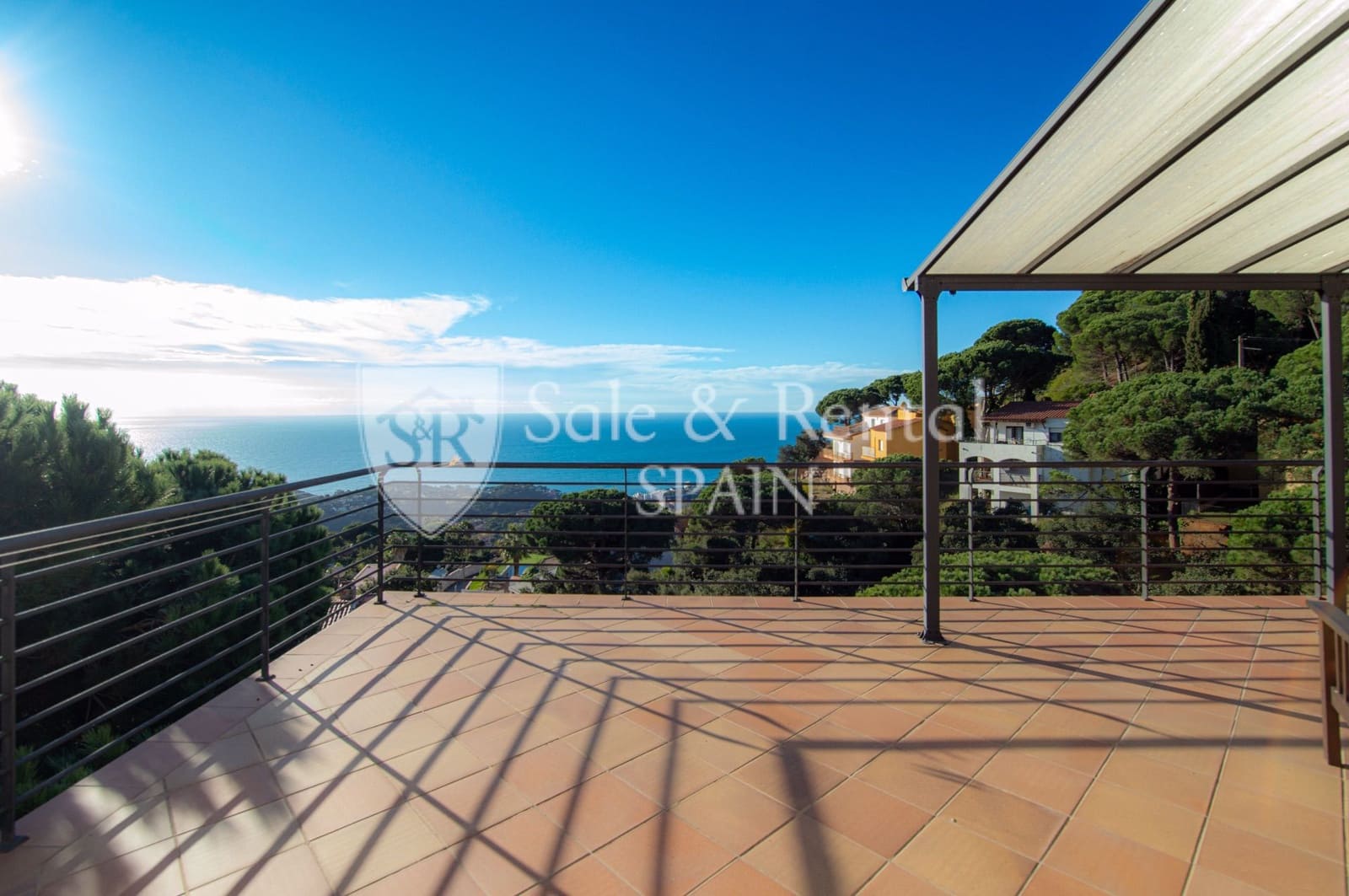 6 soveværelse Villa til salg i Lloret de Mar med swimmingpool garage - € 950.000 (Ref: 9540722)