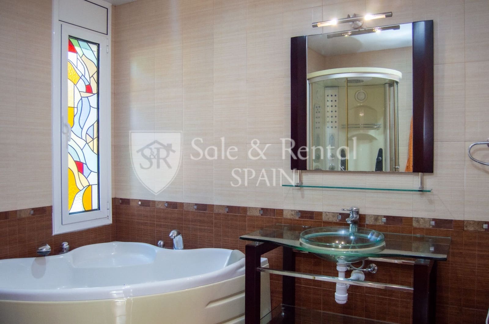 6 soveværelse Villa til salg i Lloret de Mar med swimmingpool garage - € 950.000 (Ref: 9540722)