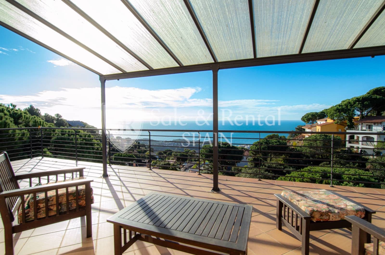 6 soveværelse Villa til salg i Lloret de Mar med swimmingpool garage - € 950.000 (Ref: 9540722)