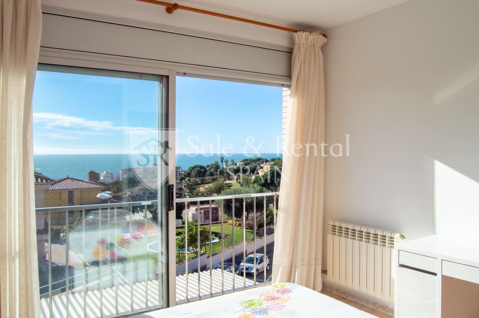 5 soveværelse Semi-Rækkehus til salg i Lloret de Mar med swimmingpool - € 649.000 (Ref: 9542980)