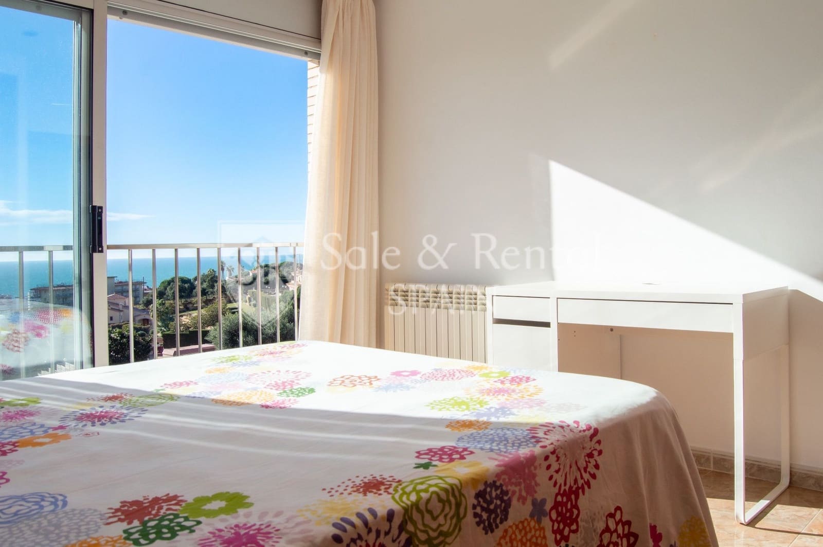 5 soveværelse Semi-Rækkehus til salg i Lloret de Mar med swimmingpool - € 649.000 (Ref: 9542980)