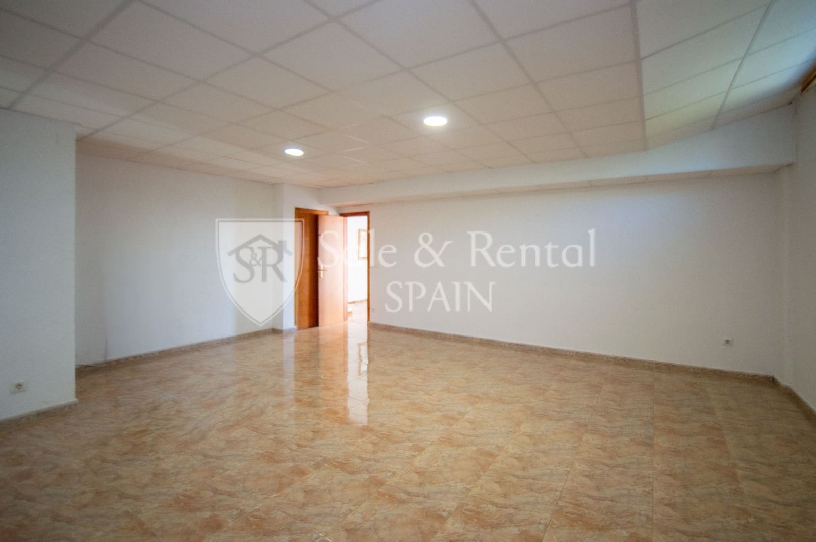 5 soveværelse Semi-Rækkehus til salg i Lloret de Mar med swimmingpool - € 649.000 (Ref: 9542980)