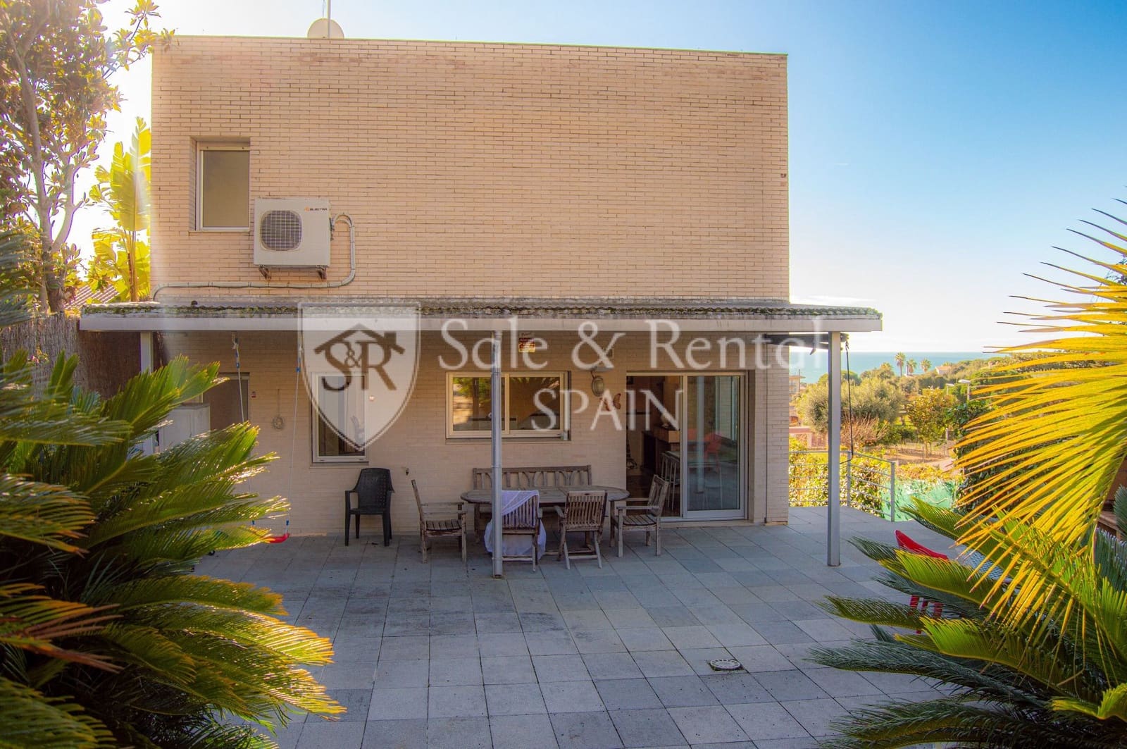 5 soveværelse Semi-Rækkehus til salg i Lloret de Mar med swimmingpool - € 649.000 (Ref: 9542980)