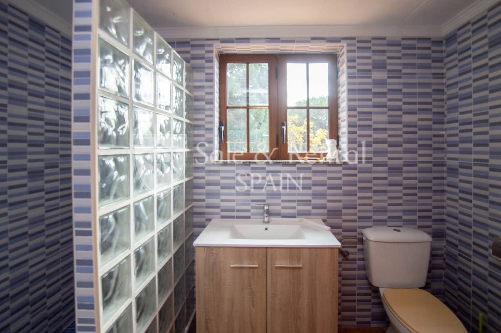 Chalet de 5 habitaciones en Lloret de Mar en venta con piscina garaje - 499.000 € (Ref: 9547508)