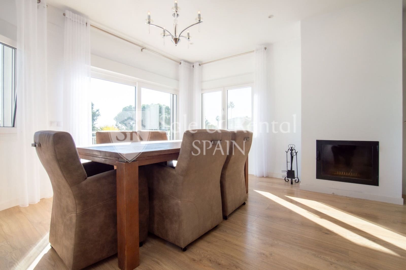 6 soveværelse Villa til salg i Lloret de Mar med swimmingpool garage - € 880.000 (Ref: 9547509)