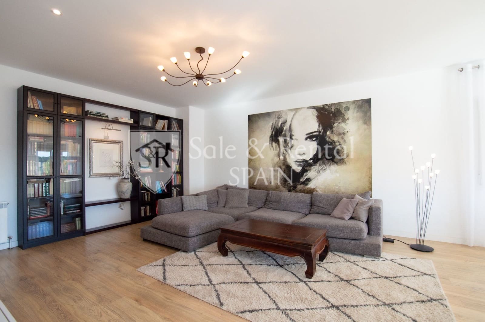 6 soveværelse Villa til salg i Lloret de Mar med swimmingpool garage - € 880.000 (Ref: 9547509)