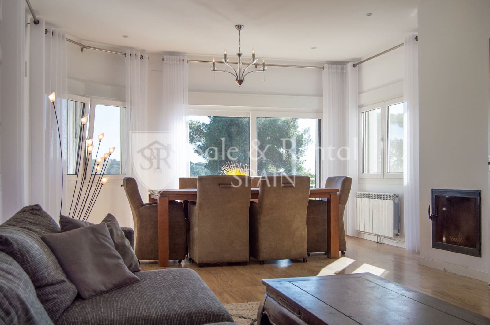 6 soveværelse Villa til salg i Lloret de Mar med swimmingpool garage - € 880.000 (Ref: 9547509)