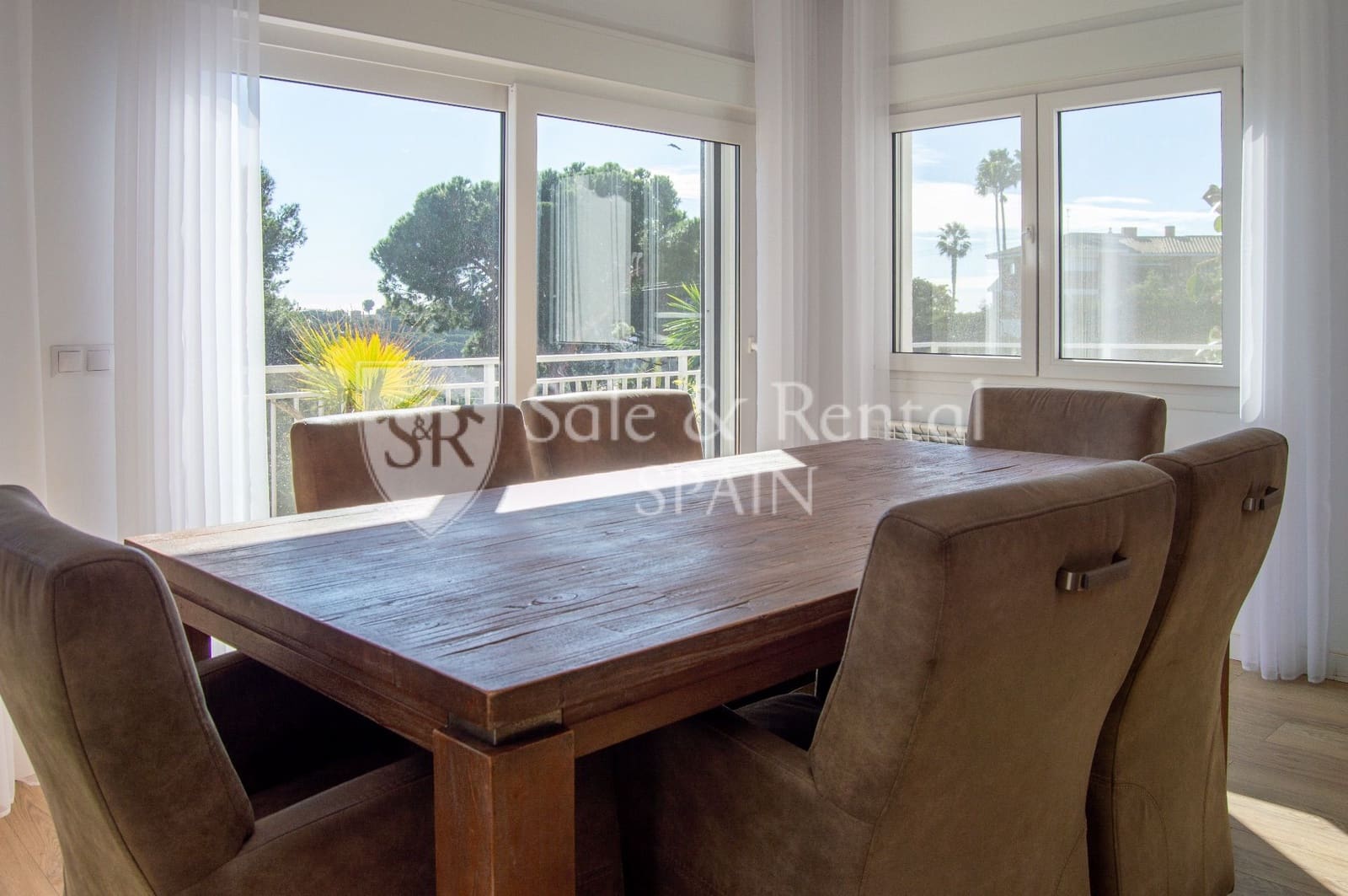 6 soveværelse Villa til salg i Lloret de Mar med swimmingpool garage - € 880.000 (Ref: 9547509)