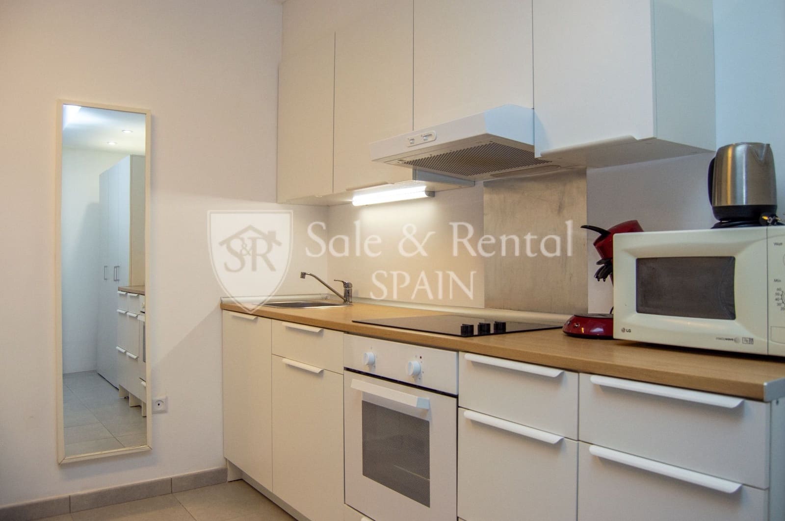 6 soveværelse Villa til salg i Lloret de Mar med swimmingpool garage - € 880.000 (Ref: 9547509)