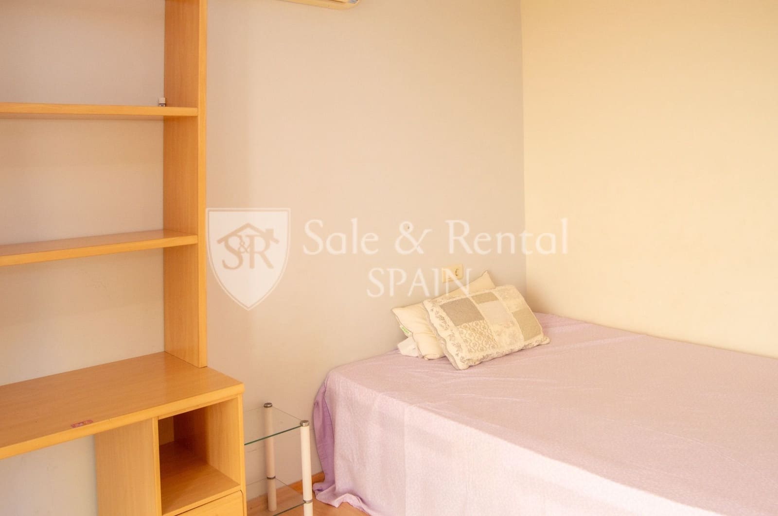 Piso de 3 habitaciones en Sant Feliu de Guíxols en venta con piscina garaje - 350.000 € (Ref: 9554520)