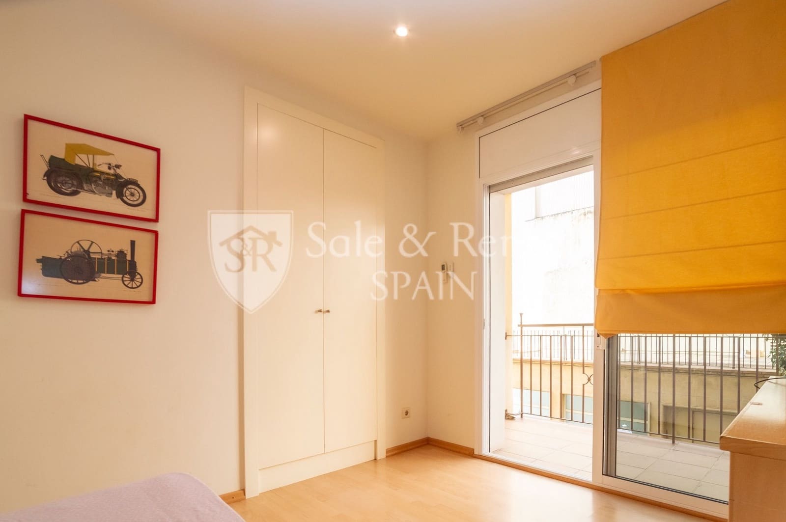 Piso de 3 habitaciones en Sant Feliu de Guíxols en venta con piscina garaje - 350.000 € (Ref: 9554520)