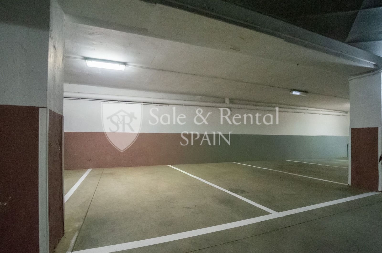 Piso de 3 habitaciones en Sant Feliu de Guíxols en venta con piscina garaje - 350.000 € (Ref: 9554520)