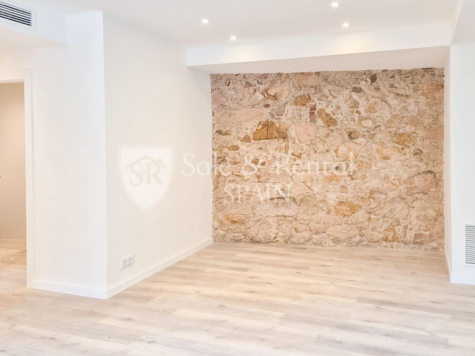 2 soveværelse Lejlighed til salg i Sant Feliu de Guixols - € 245.000 (Ref: 9564265)