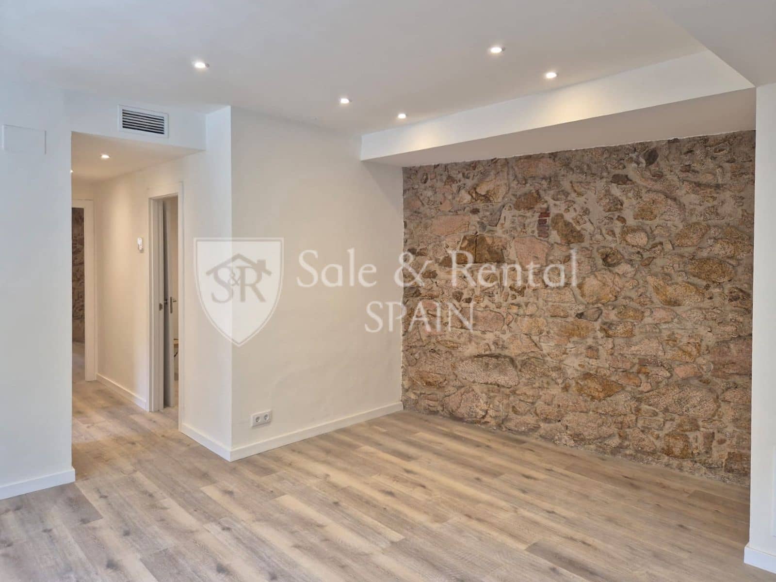 2 soveværelse Lejlighed til salg i Sant Feliu de Guixols - € 245.000 (Ref: 9564265)