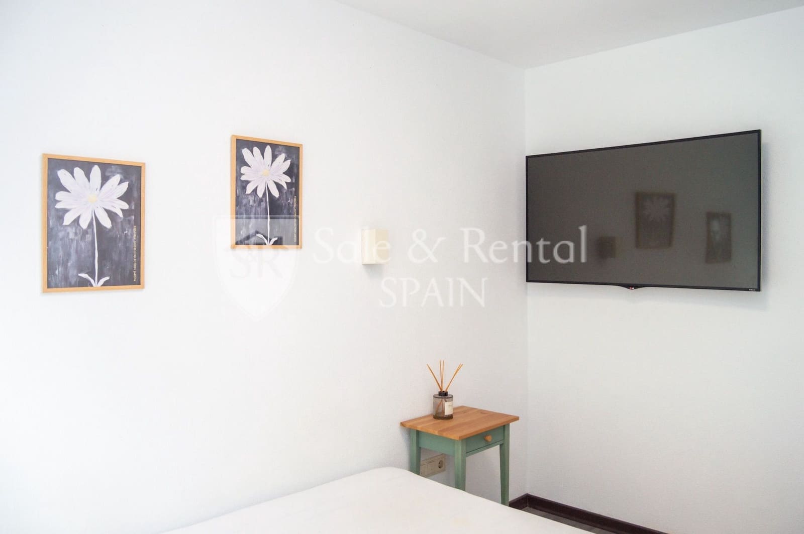 2 bedroom Flat for sale in Blanes with pool - € 289,000 (Ref: 9564266)