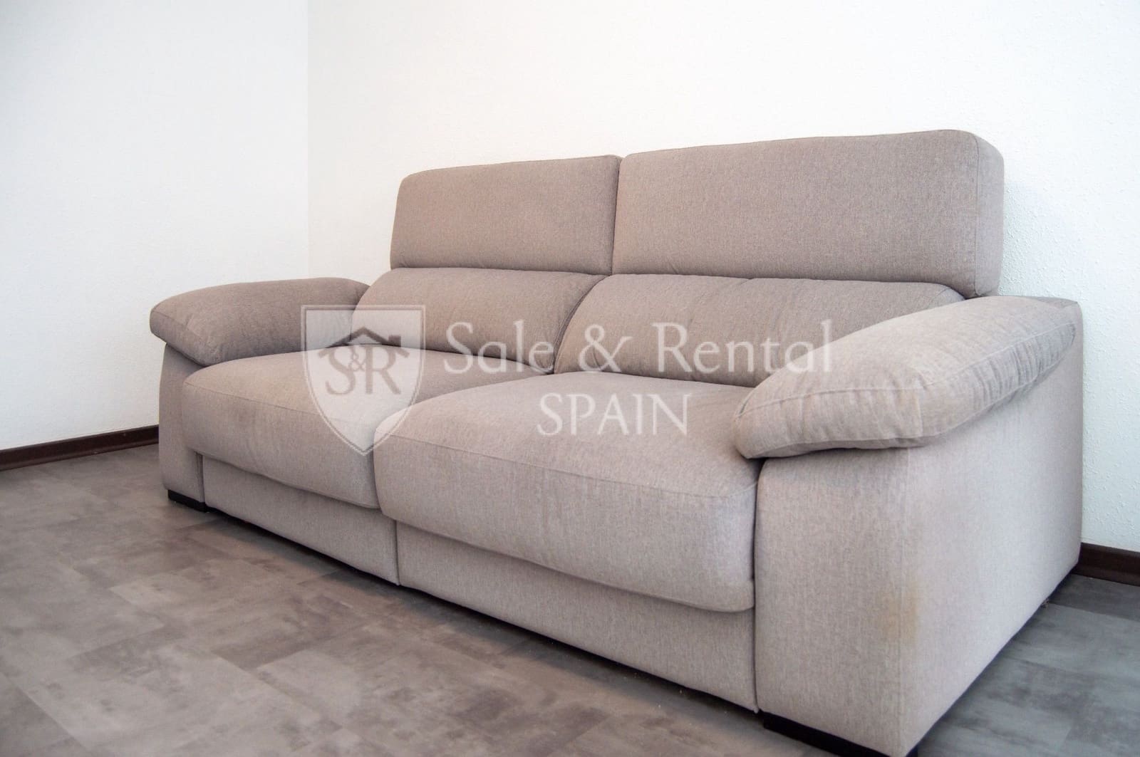 2 bedroom Flat for sale in Blanes with pool - € 289,000 (Ref: 9564266)