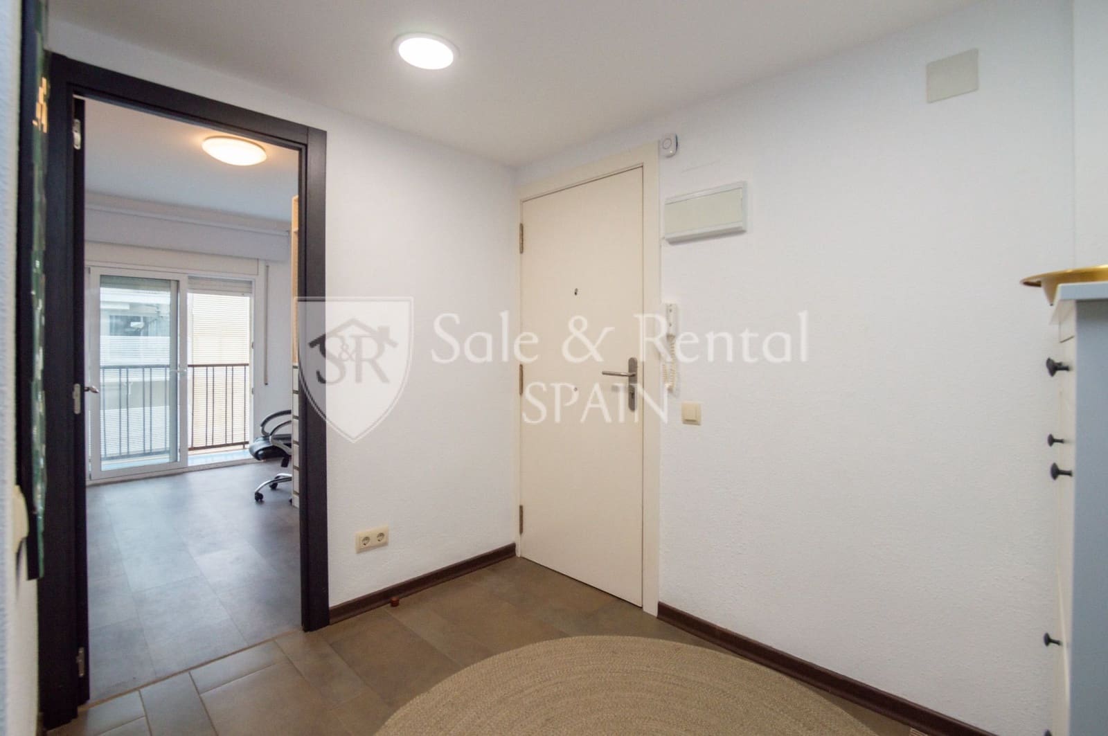 2 bedroom Flat for sale in Blanes with pool - € 289,000 (Ref: 9564266)