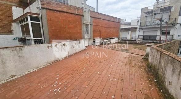 5 sovrum Semi-fristående Villa till salu i Blanes - 190 000 € (Ref: 9564267)