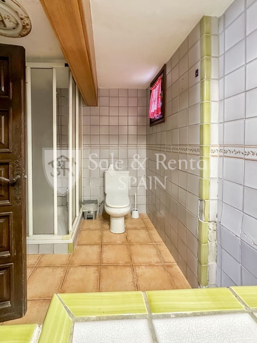 6 sypialnia Willa na sprzedaż w Lloret de Mar z garażem - 750 000 € (Ref: 9570459)