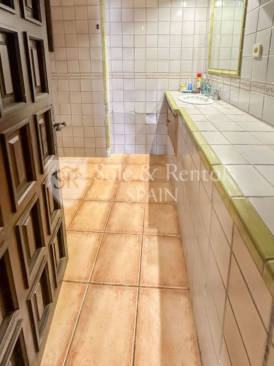 6 sypialnia Willa na sprzedaż w Lloret de Mar z garażem - 750 000 € (Ref: 9570459)