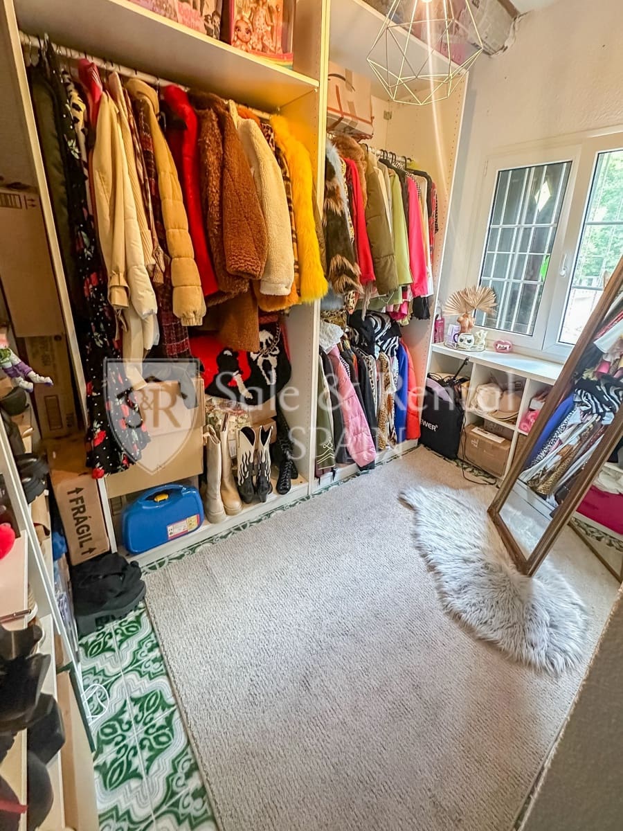 6 sypialnia Willa na sprzedaż w Lloret de Mar z garażem - 750 000 € (Ref: 9570459)