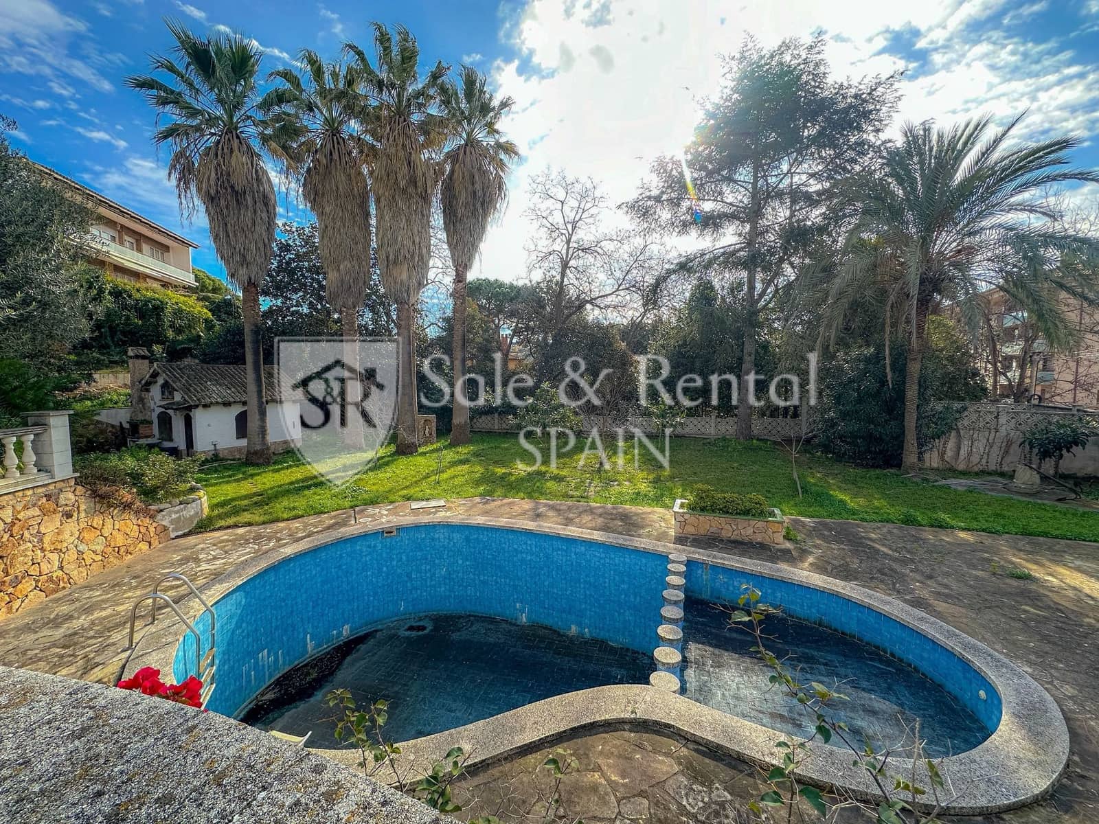 6 sypialnia Willa na sprzedaż w Lloret de Mar z garażem - 750 000 € (Ref: 9570459)