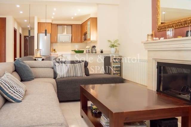 4 chambre Villa/Maison à vendre à Calonge i Sant Antoni avec piscine garage - 750 000 € (Ref: 9581480)