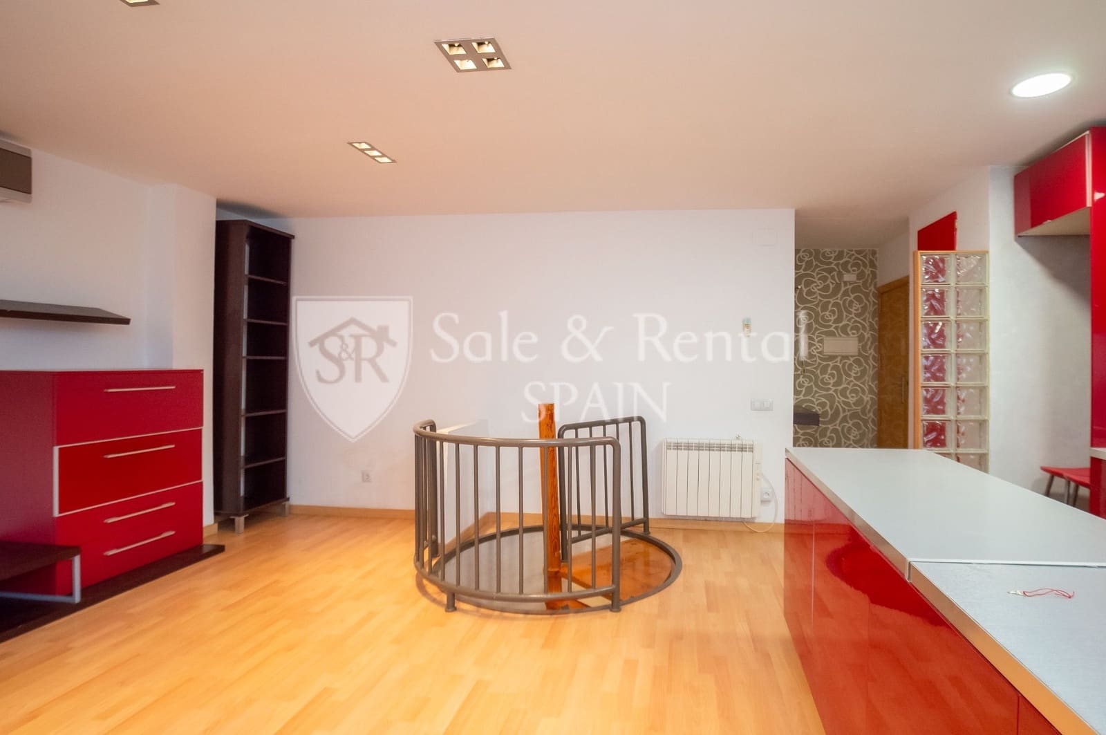 2 bedroom Flat for sale in Malgrat de Mar - € 165,000 (Ref: 9585320)