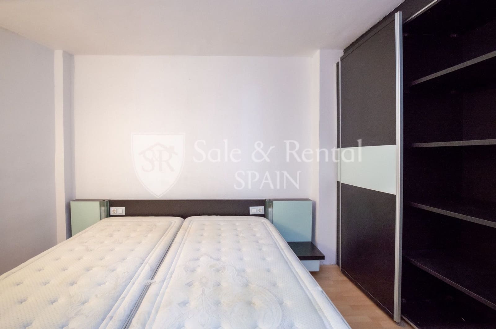 2 bedroom Flat for sale in Malgrat de Mar - € 165,000 (Ref: 9585320)