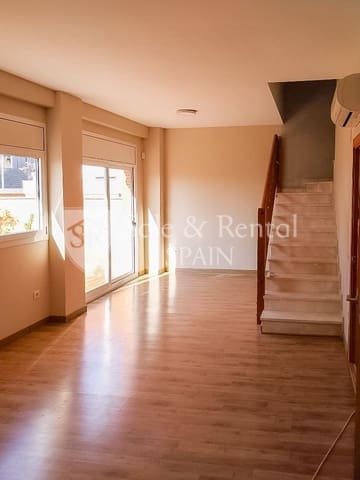 5 slaapkamer Halfvrijstaande villa te koop in Malgrat de Mar met garage - € 430.000 (Ref: 9590645)