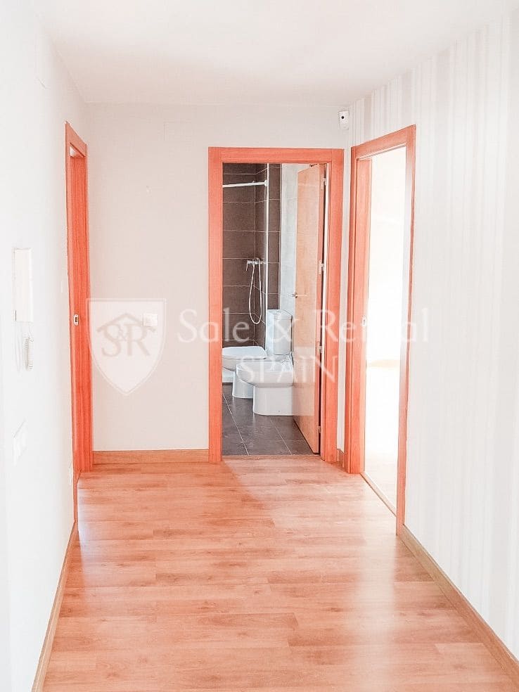 5 bedroom Semi-detached Villa for sale in Malgrat de Mar with garage - € 430,000 (Ref: 9590645)